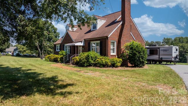 3962 Startown Road, Newton, NC 28658