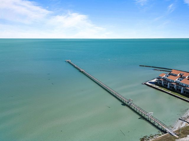 620 S Fulton Beach Rd # 204, Rockport, TX 78232