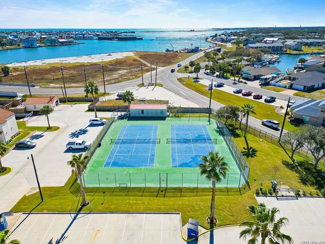 620 S Fulton Beach Rd # 204, Rockport, TX 78232