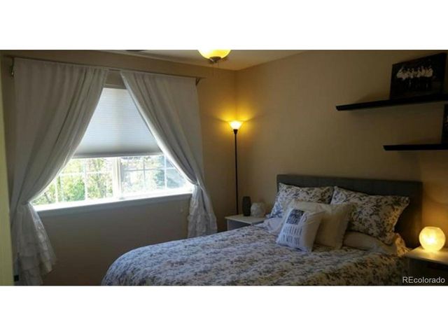 5281 Foxborough Ct, Highlands Ranch, CO 80130