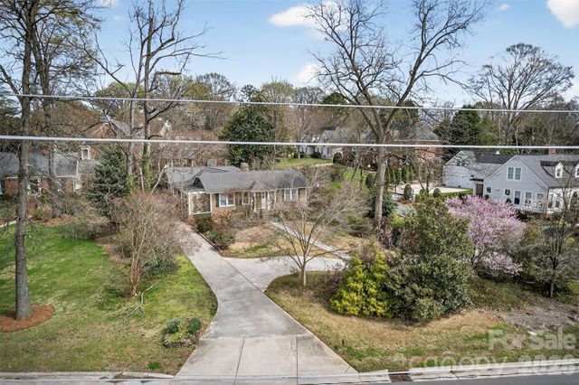2527 Sharon Road, Charlotte, NC 28211