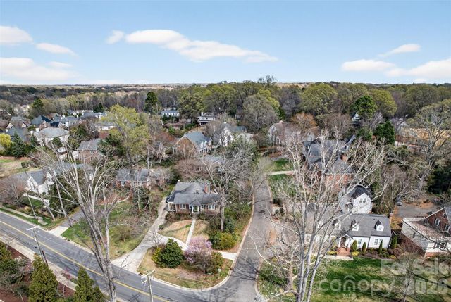 2527 Sharon Road, Charlotte, NC 28211