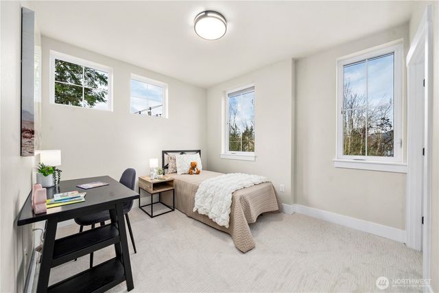 537 NW Juniper Street, Issaquah, WA 98027