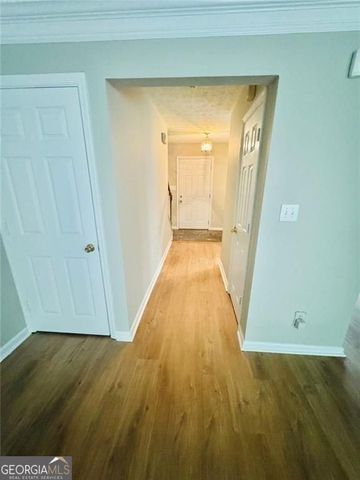146 Willow Stream Court, Roswell, GA 30076