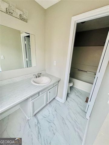 146 Willow Stream Court, Roswell, GA 30076