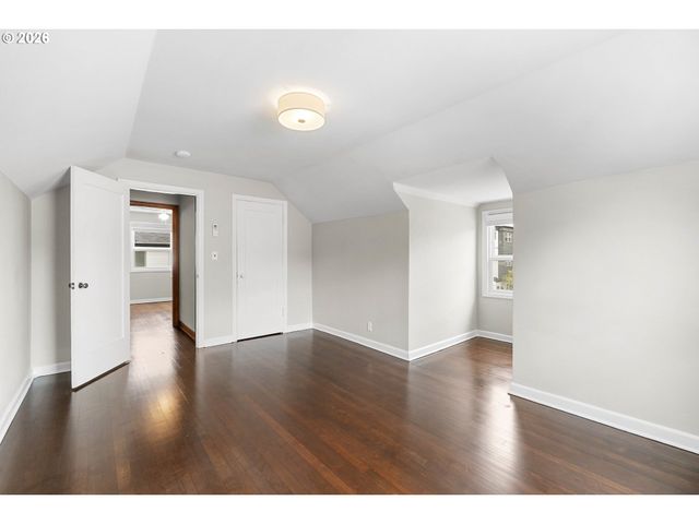 6405 N MONTANA Ave, Portland, OR 97217