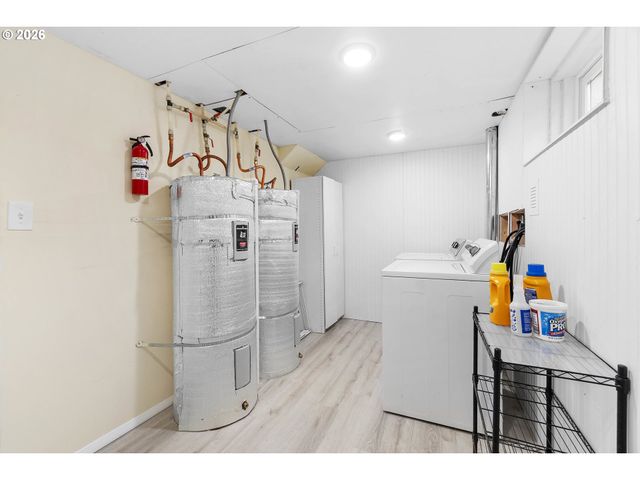 6405 N MONTANA Ave, Portland, OR 97217