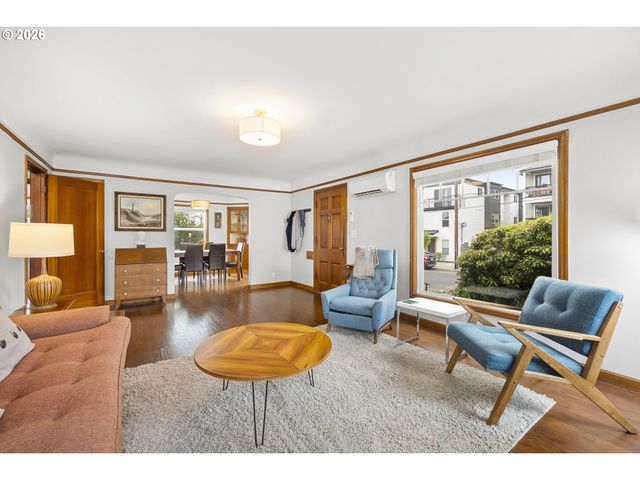 6405 N MONTANA Ave, Portland, OR 97217