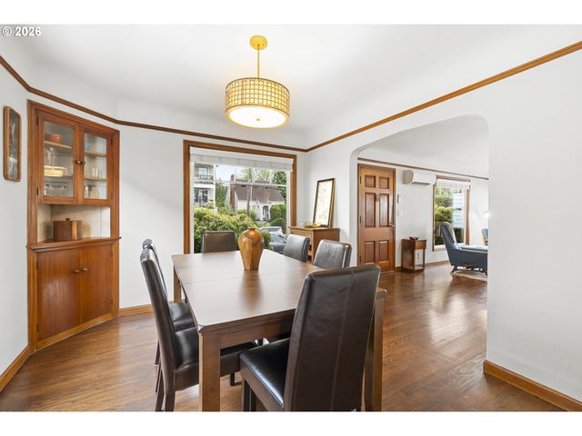 6405 N MONTANA Ave, Portland, OR 97217