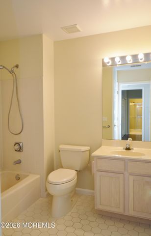 3617 Vicari Avenue, Toms River, NJ 08755