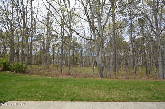 3617 Vicari Avenue, Toms River, NJ 08755