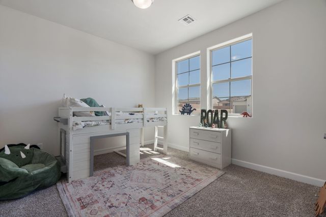 6915 Zachary Road NE, Rio Rancho, NM 87144