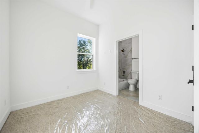 8303 Bassett St, Houston, TX 77051