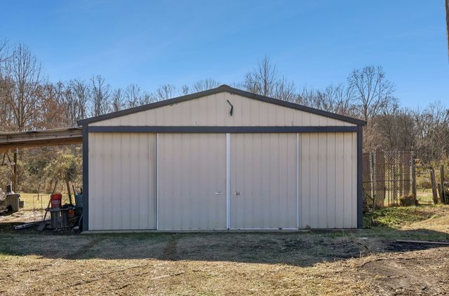 2019 Friendship Rd, Cross Plains, TN 37049