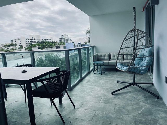 1133 102nd Street 403, Bay Harbor Islands, FL 33154