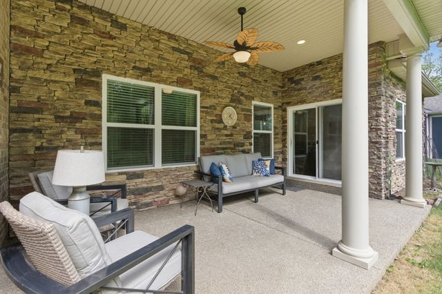 468 Stonegate Dr, Lebanon, TN 37090