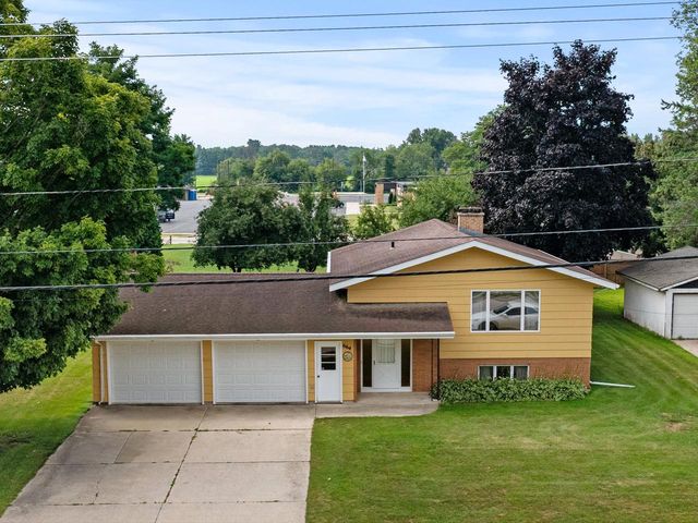 664 Randolph STREET, Mishicot, WI 54228