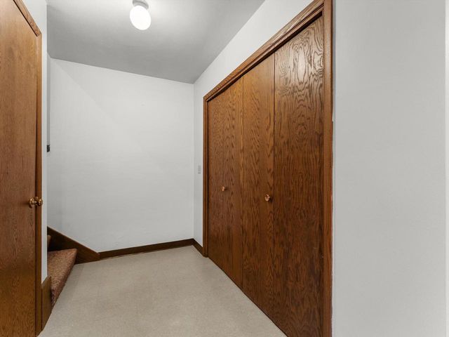 664 Randolph STREET, Mishicot, WI 54228