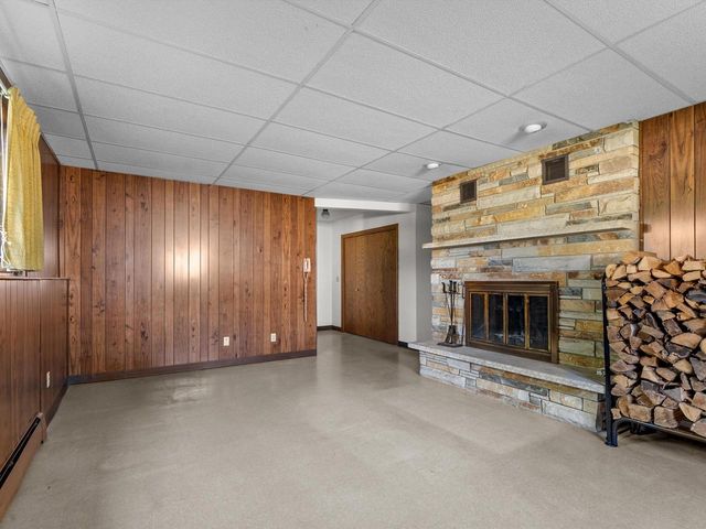 664 Randolph STREET, Mishicot, WI 54228