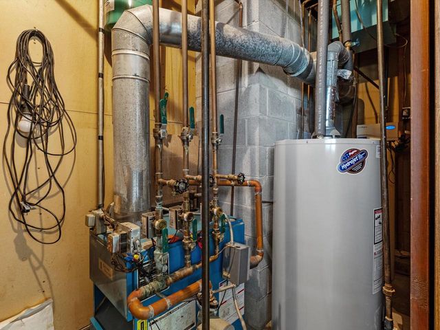 664 Randolph STREET, Mishicot, WI 54228