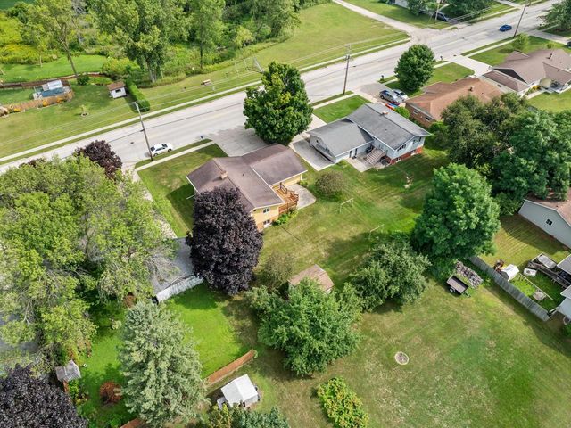 664 Randolph STREET, Mishicot, WI 54228