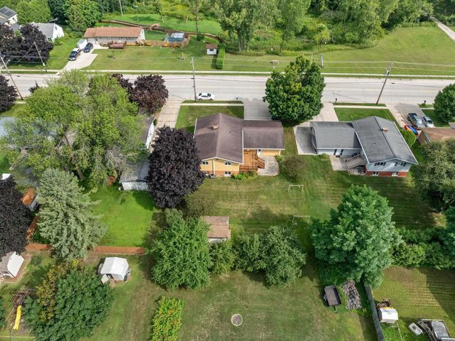 664 Randolph STREET, Mishicot, WI 54228