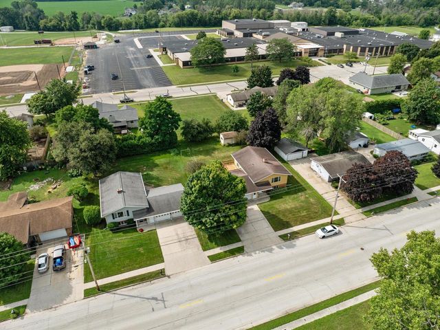 664 Randolph STREET, Mishicot, WI 54228