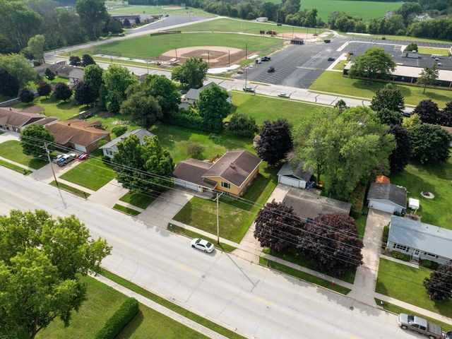 664 Randolph STREET, Mishicot, WI 54228