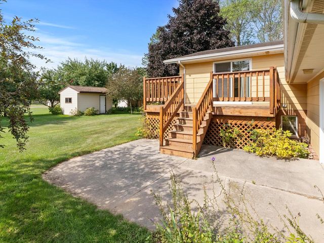 664 Randolph STREET, Mishicot, WI 54228