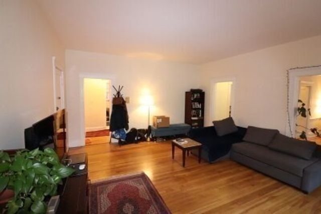 38A Saint Paul St. 1, Brookline, MA 02446
