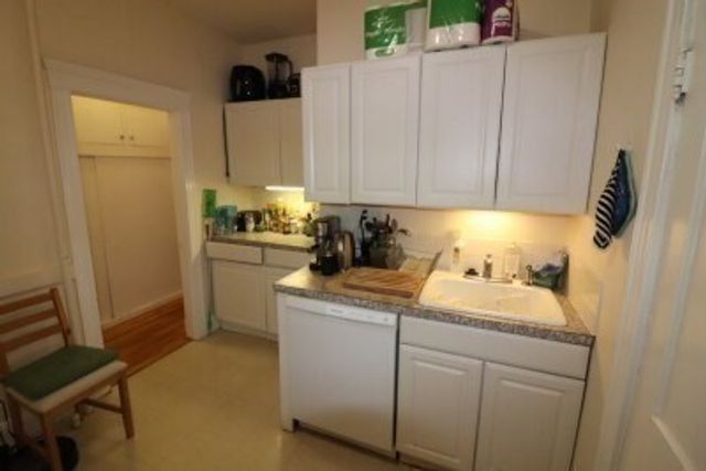 38A Saint Paul St. 1, Brookline, MA 02446