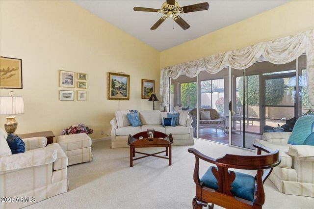 8452 W KIMBERLY Way, Peoria, AZ 85382