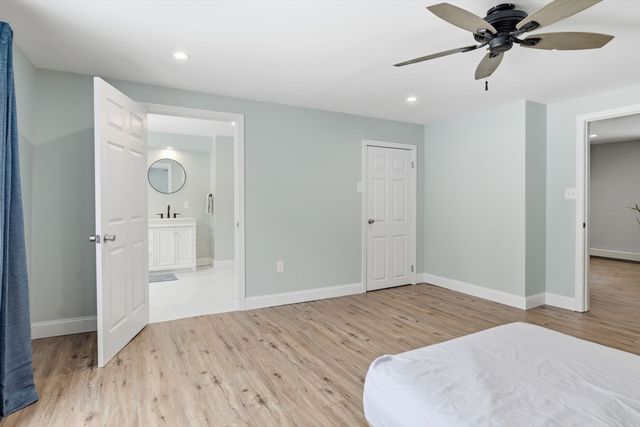 46 Smith St, Palmer, MA 01069