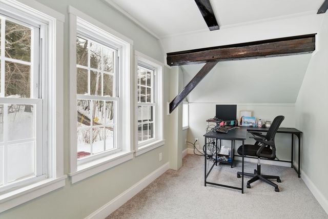 46 Smith St, Palmer, MA 01069