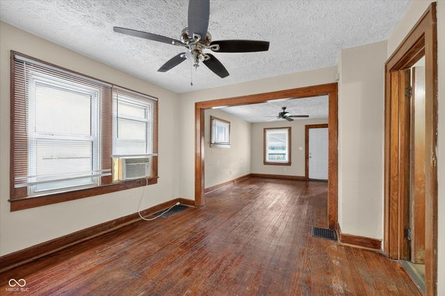 4405 Crittenden Avenue, Indianapolis, IN 46205