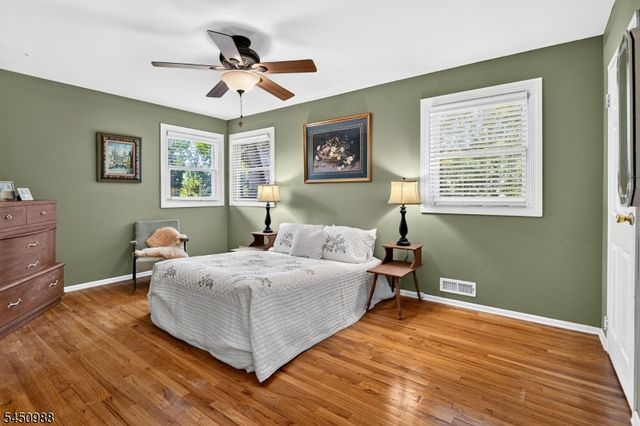 4 Darby Rd, East Brunswick Twp., NJ 08816