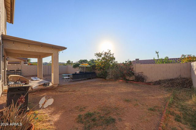9214 S 35TH Glen, Laveen, AZ 85339