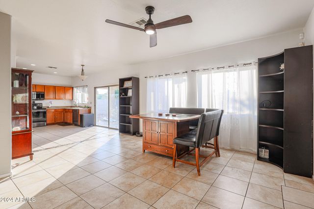 9214 S 35TH Glen, Laveen, AZ 85339