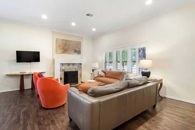1434 San Carlos Road SW, Albuquerque, NM 87104