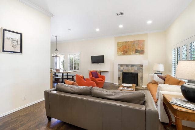 1434 San Carlos Road SW, Albuquerque, NM 87104