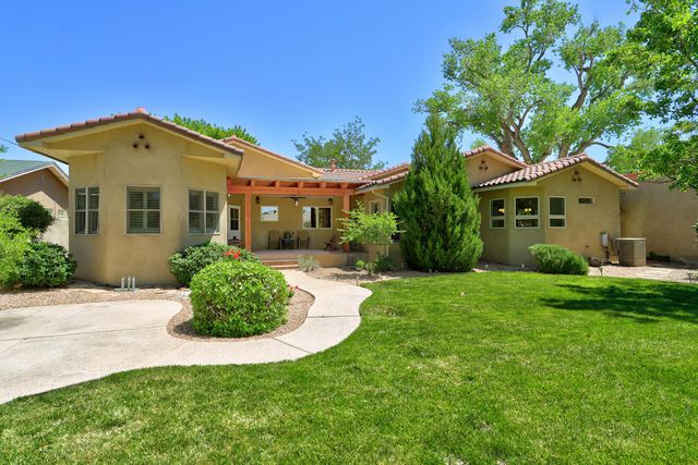 1434 San Carlos Road SW, Albuquerque, NM 87104