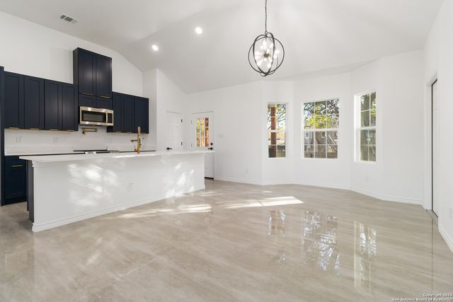 4606 Oak Climb, San Antonio, TX 78217