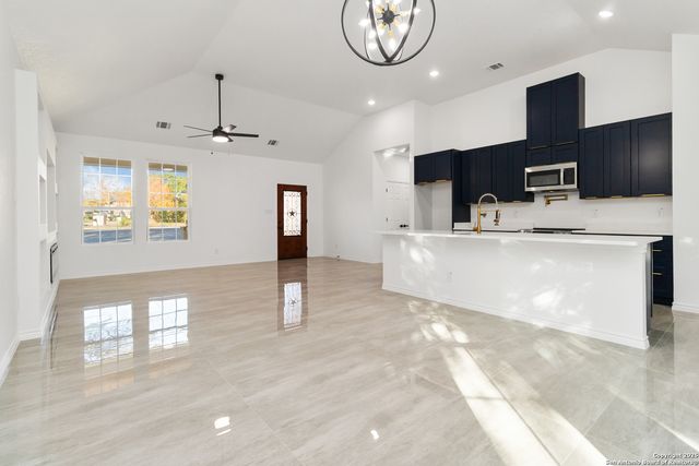 4606 Oak Climb, San Antonio, TX 78217