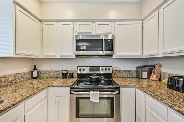 1104 Lost River Drive, Friendswood, TX 77546