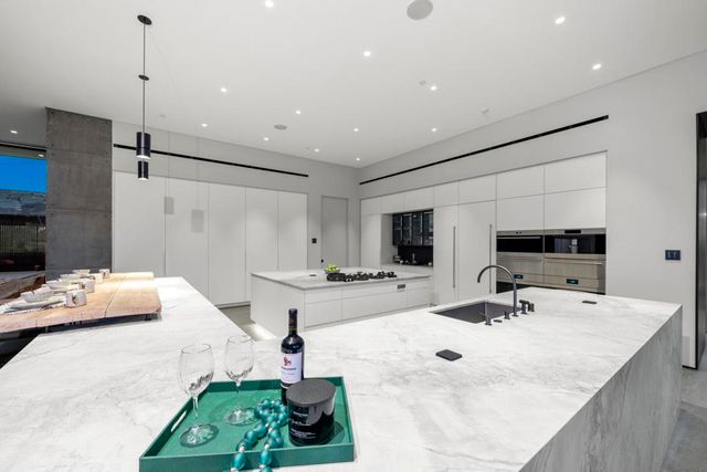 74305 Desert Oasis Trail, Indian Wells, CA 92210