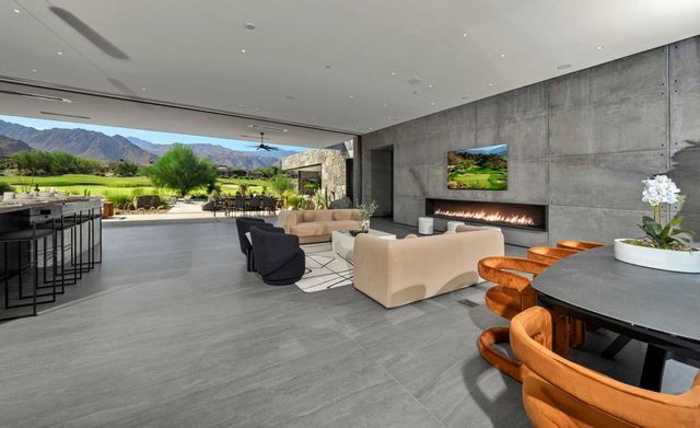 74305 Desert Oasis Trail, Indian Wells, CA 92210