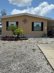 8466 DICKENS AVENUE, Brooksville, FL 34613