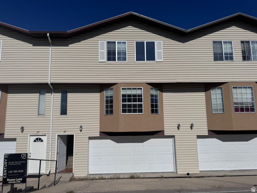 Image 1 of property listing at 1350 W 150 N #42, Vernal, UT 84078