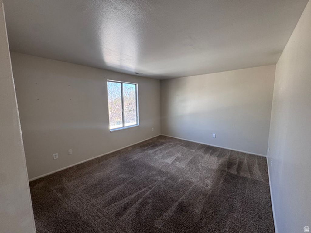 Image 14 of property listing at 1350 W 150 N #42, Vernal, UT 84078