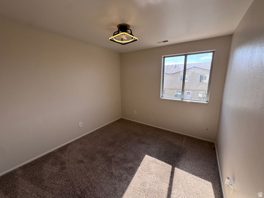 Image 19 of property listing at 1350 W 150 N #42, Vernal, UT 84078